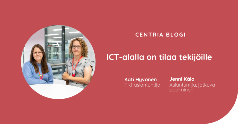 Kuvassa blogin kirjoittajat poseeraavat pöydän äärellä kameralle hymyillen. Kuvassa myös blogin otsikko ja kirjoittajien tittelit ja nimet.